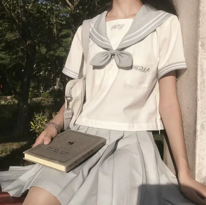 分手当天,我闪婚了亿万富豪
